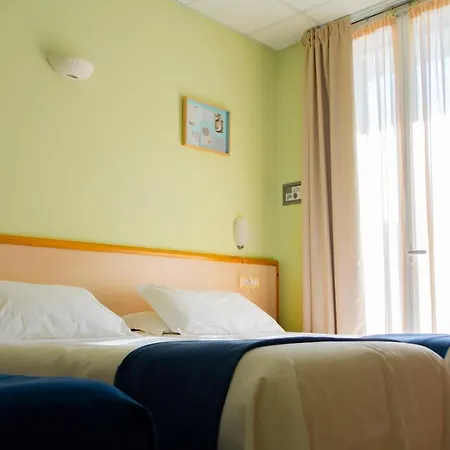 Delle Mimose ディアーノ・マリーナ