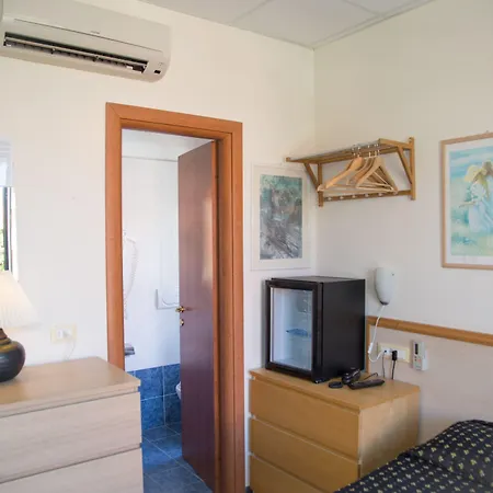 ホテル Delle Mimose