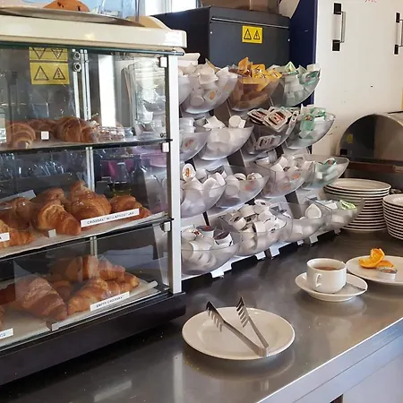 ホテル Delle Mimose 3*