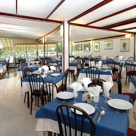 Delle Mimose ホテル ディアーノ・マリーナ