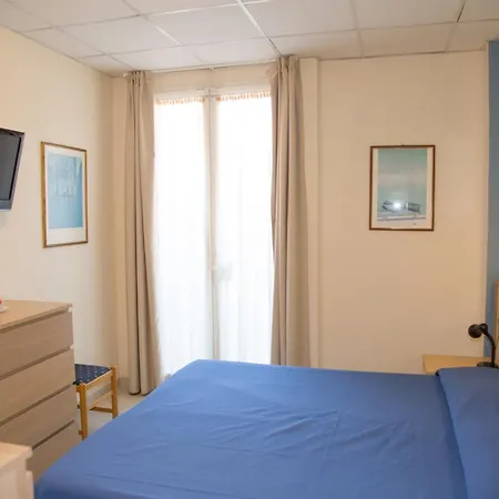 Delle Mimose ホテル