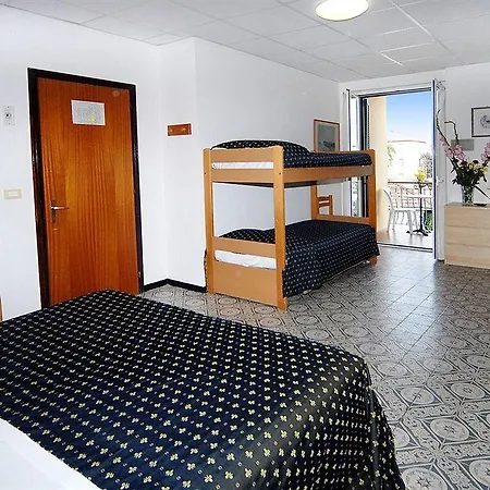 Hotel Delle Mimose 3*